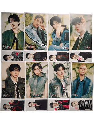 Set Caja De 30 Postales/Fotos Diseño Stray Kids Kpop Boygroup
