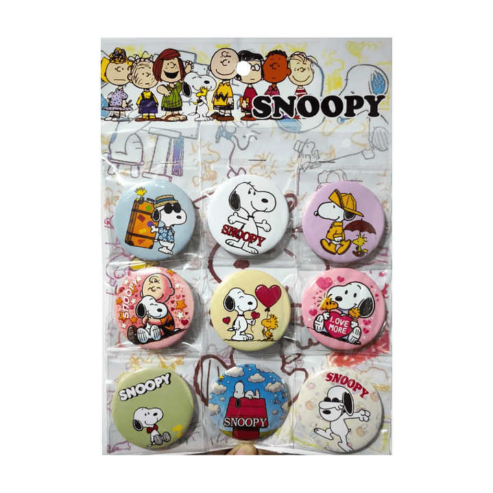 Set 9 Chapitas (Broches) de 6 cm Diseño Snoopy 1