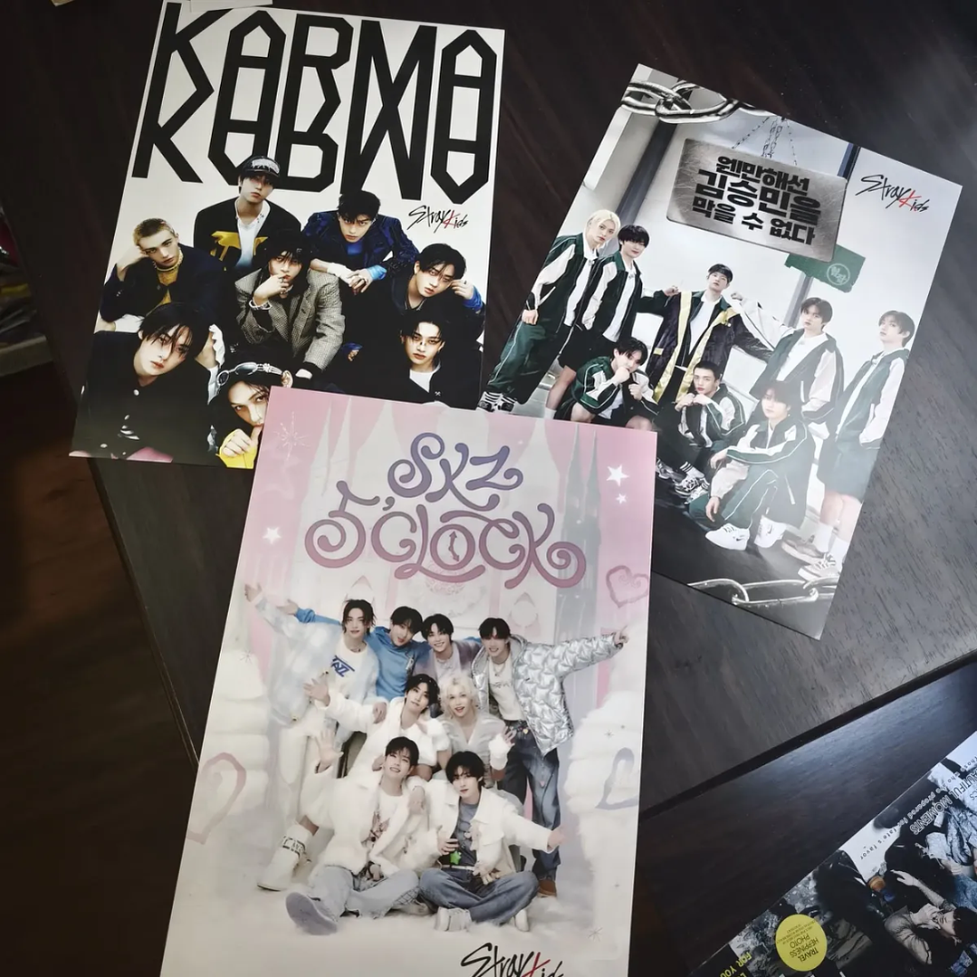 Set 8 Posters Kpop Stray Kids Tamaño 25*35cm 2