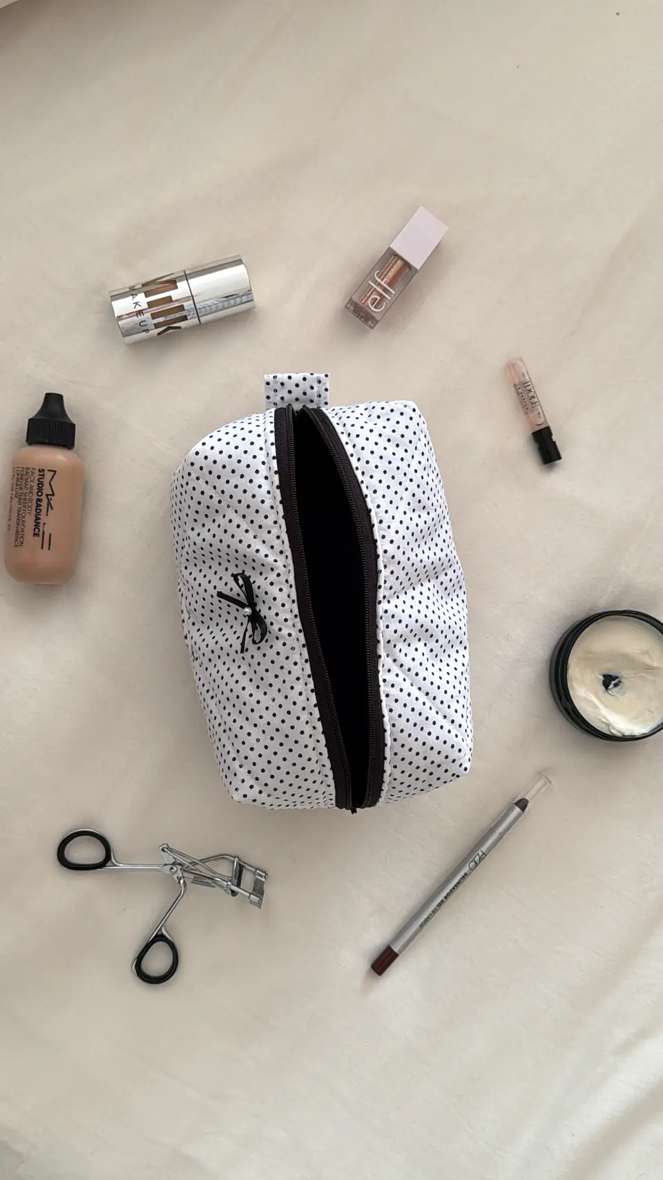 makeup bag dots 2