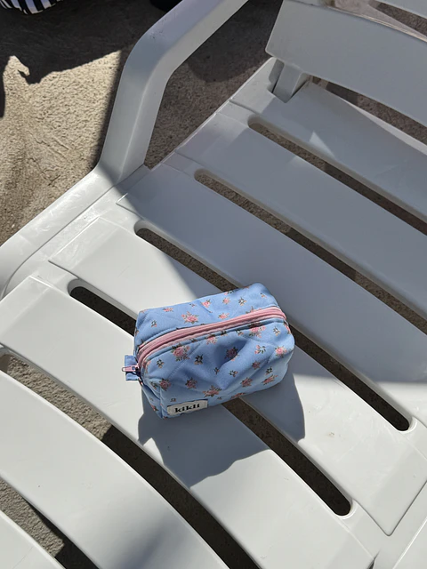 makeup bag amelia