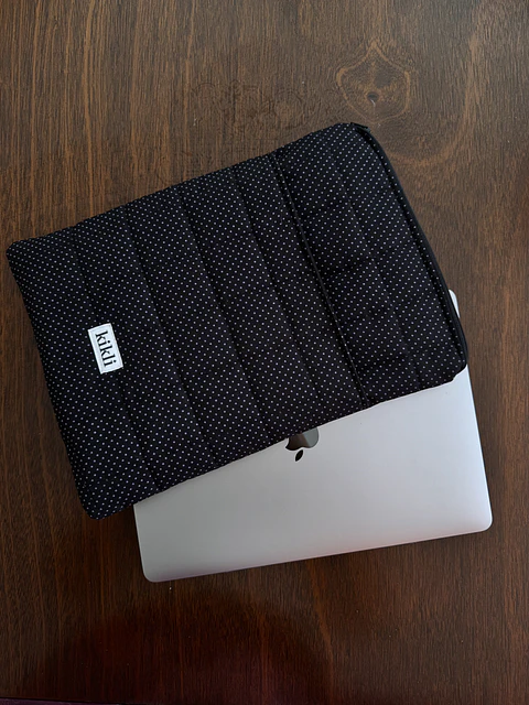 funda laptop/ipad polka negro