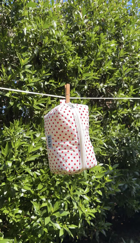 polka dots rojo