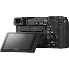Cámara Sony A6400 + Lente 18-135mm 11