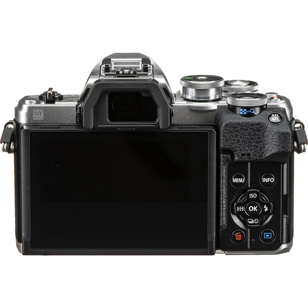 Cámara Olympus OM-D E-M10 III + Lente 14-42mm Silver