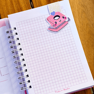 MARCAPAGINAS MAGNETICO PERFORADORA PINK