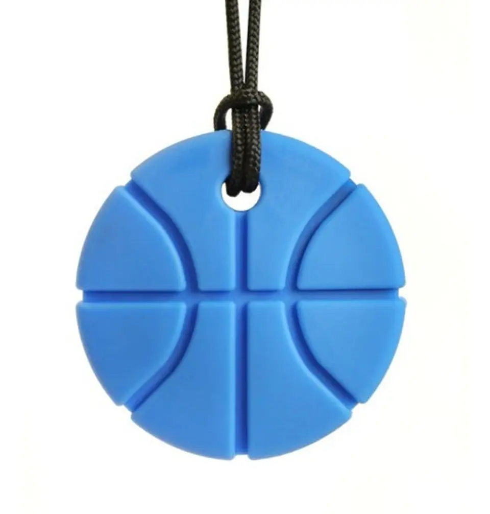 Collar Masticable Ark's Basketball Chew Necklace 2