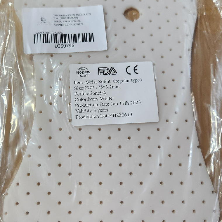 INMOVILIZADOR DE MUÑECA CON OJAL (TIPO REGULAR) TERMOPLÁSTICO PRECORTADO LISTO PARA MOLDEAR 1