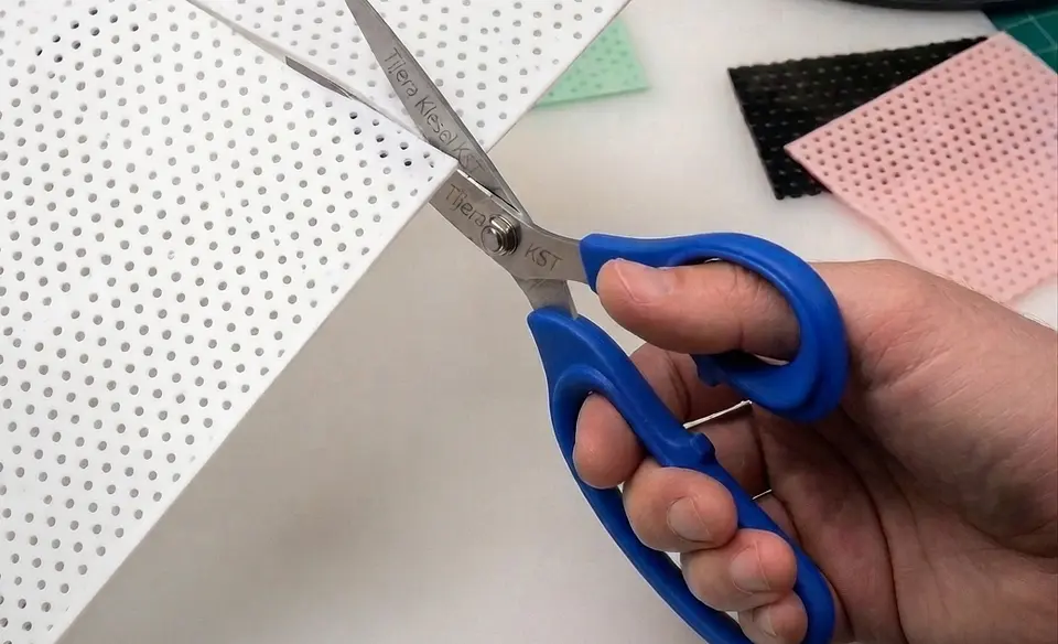 TIJERA KIESEL CON MANGO ERGONOMICO 1