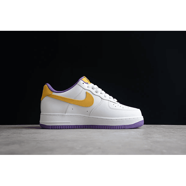 Air Force 1 lakers 2