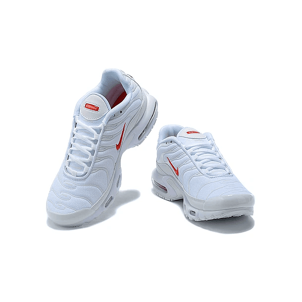Air max plus TN x supreme white & red  5