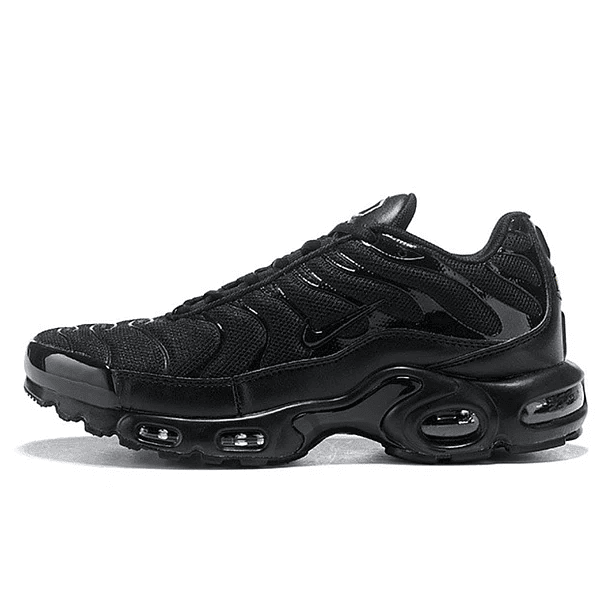Air max plus Tn triple black 1
