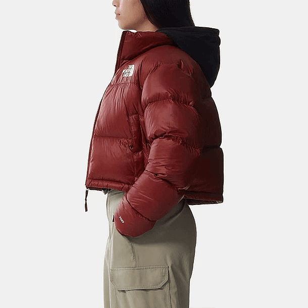 Chaqueta The north face nuptse mujer roja efecto cuero 3