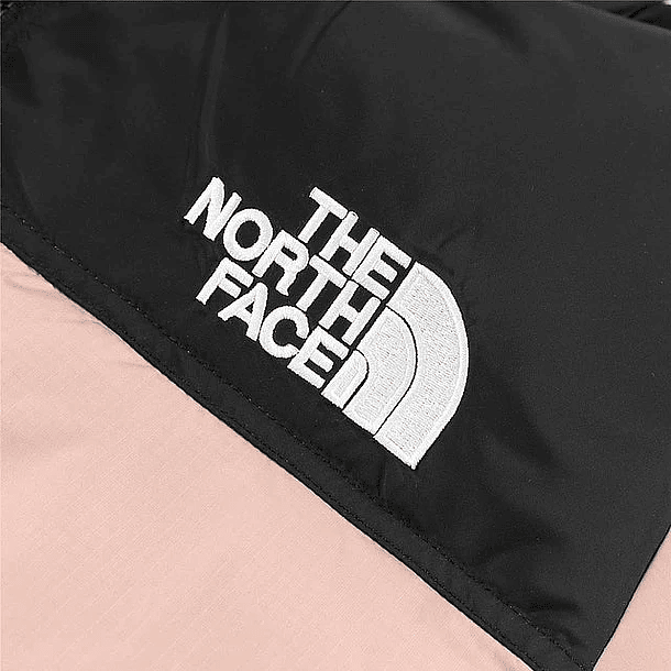 Chaqueta The north face nuptse rosada 4