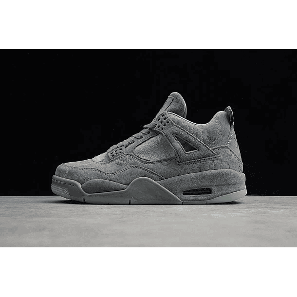 Jordan retro 4 x Kaws gris 1