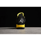 Jordan retro 4 thunder 4