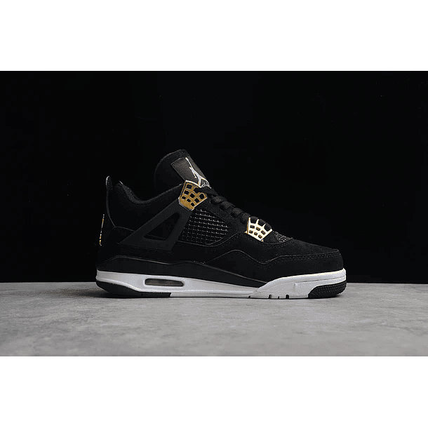 Jordan retro 4 royalty 2