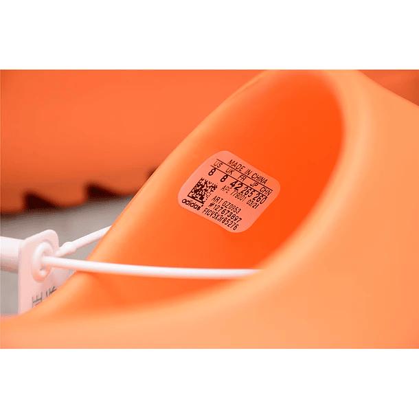 Yeezy Slide enflame orange 5