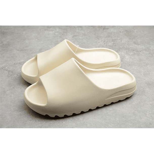 Yeezy Slide bone 1
