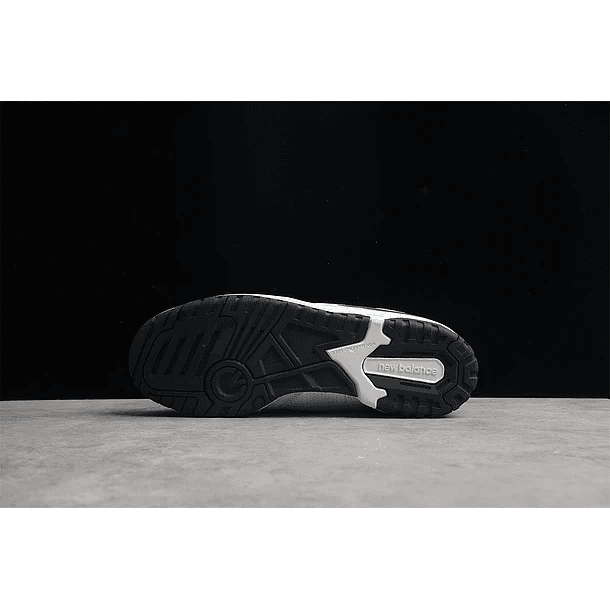New balance 550 black & white 3