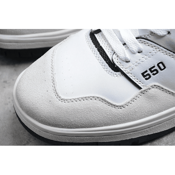 New balance 550 black & white 6