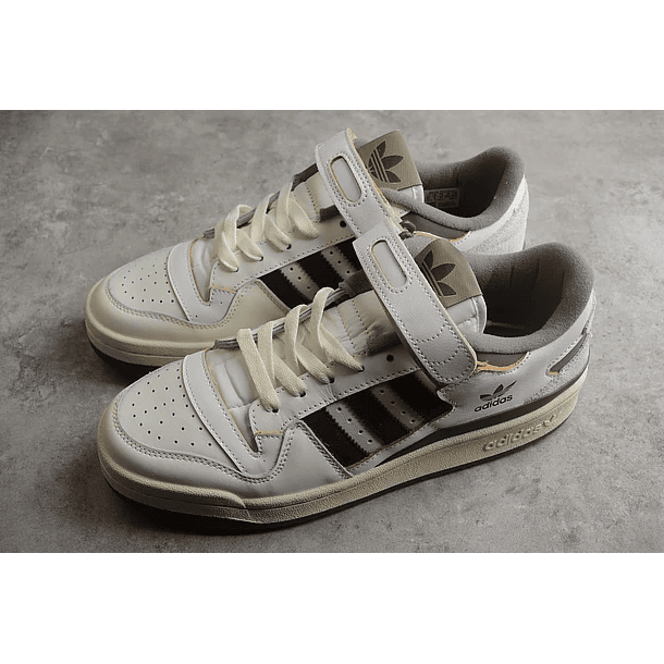 Adidas Forum white & brown 5