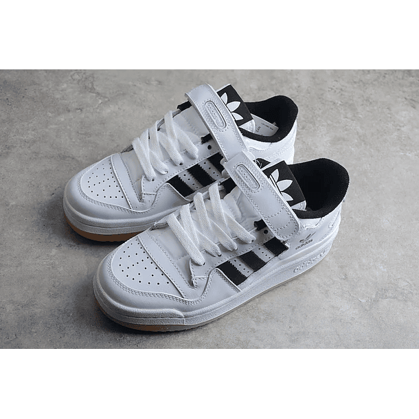 Adidas Forum white & black gum 5