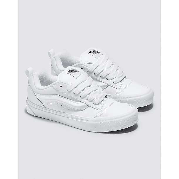 Vans Knu Skool triple white 2