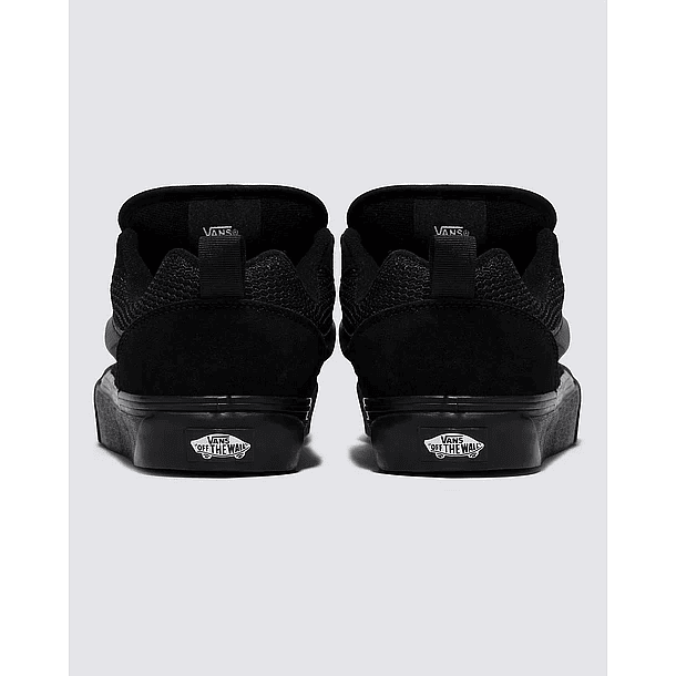 Vans Knu Skool triple black 4