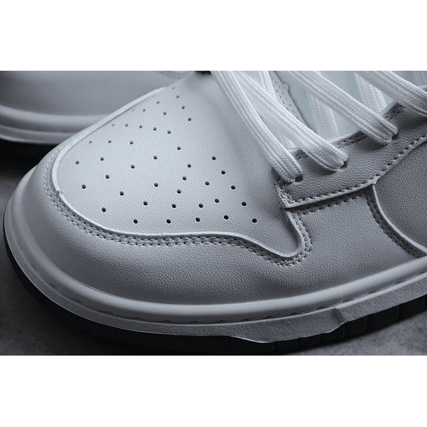 Dunk low white & black 6