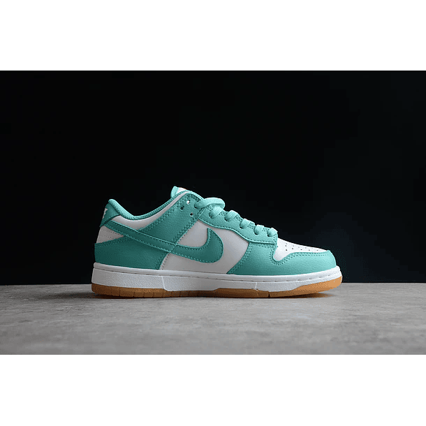 Dunk low turquoise green glum 2