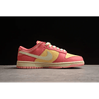 Dunk low strawberry peach 2