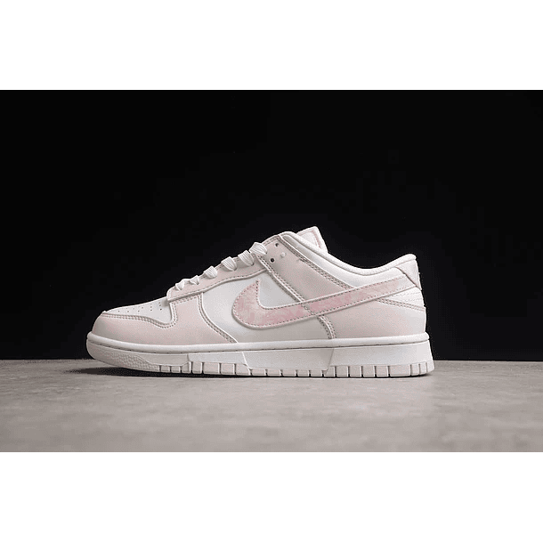 Dunk low soft pink 1