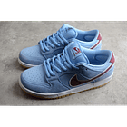 Dunk low sb valor blue team maroon 5