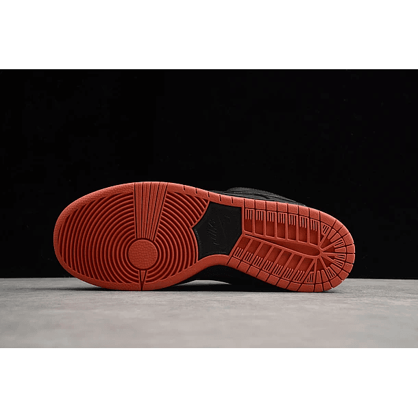 Dunk low SB trd qs black pigeon 3