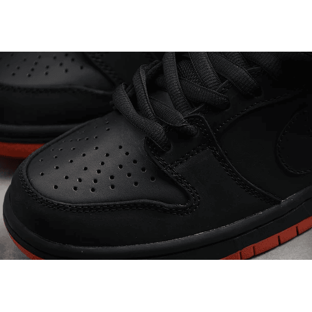 Dunk low SB trd qs black pigeon 6