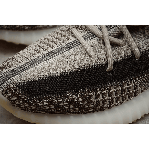 Yeezy boost 350 v2 zyon 4