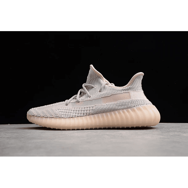 Yeezy boost 350 v2 synth reflective 1