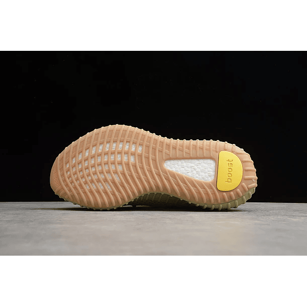 Yeezy boost 350 v2 sulfur 3