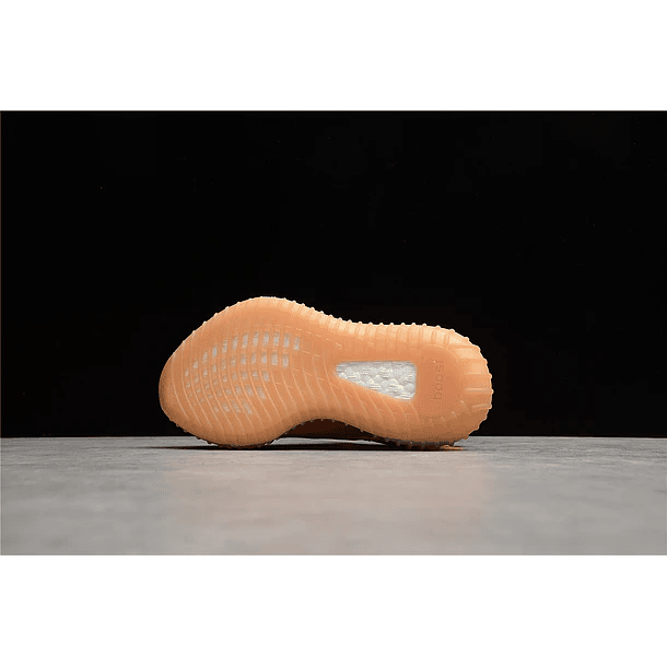 Yeezy boost 350 v2 mono clay 3