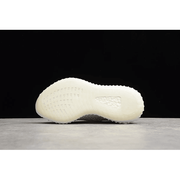 Yeezy boost 350 v2 cloud white reflective 3