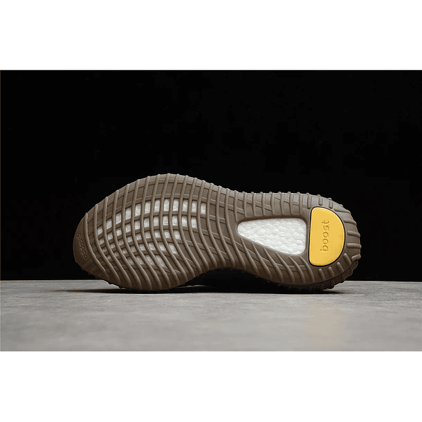 Yeezy boost 350 v2 cinder 3