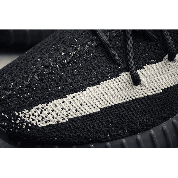 Yeezy boost 350 v2 oreo 6