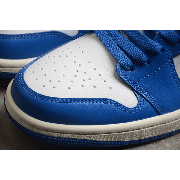 Jordan 1 Low Sport Blue 4