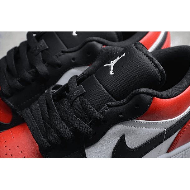 Jordan 1 low bred toe 6