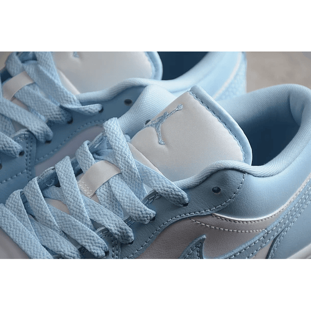 Jordan 1 low white ice blue 6