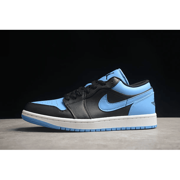 Jordan 1 low university blue 1