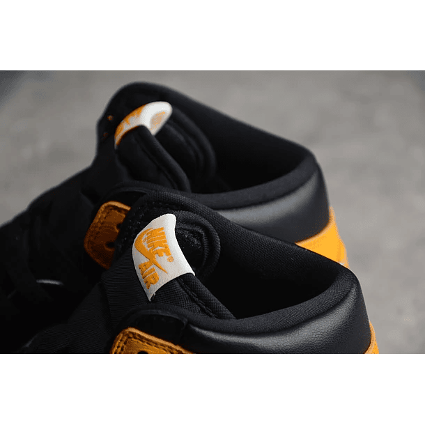 Jordan 1 mid Yellow Toe 6