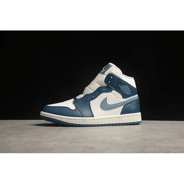 Jordan 1 Mid sky j french blue 1