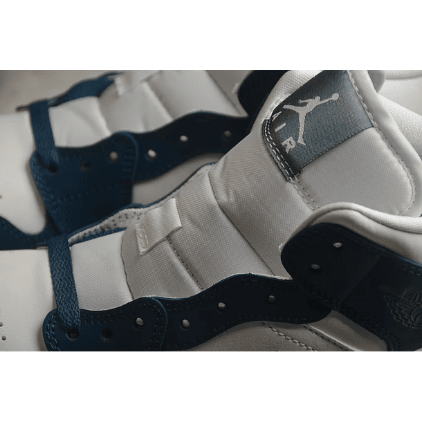 Jordan 1 Mid sky j french blue 6